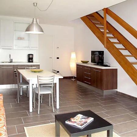 Ferienwohnung Dongo 256s *